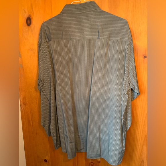 Dress shirt - Picture 3 of 3